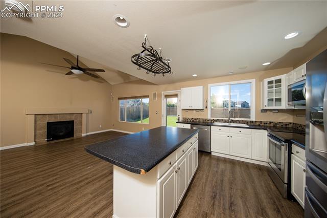 5495 Pioneer Mesa Drive