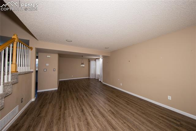 5495 Pioneer Mesa Drive