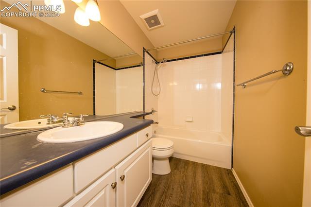 5495 Pioneer Mesa Drive