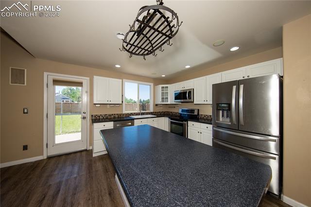 5495 Pioneer Mesa Drive