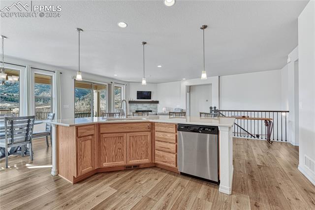 4123 Forest Lakes Drive