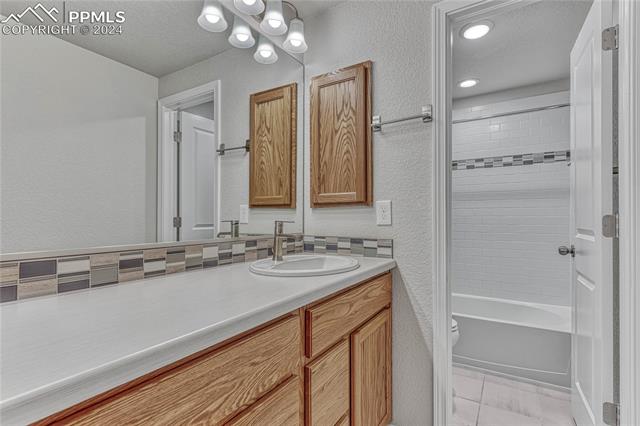 4123 Forest Lakes Drive