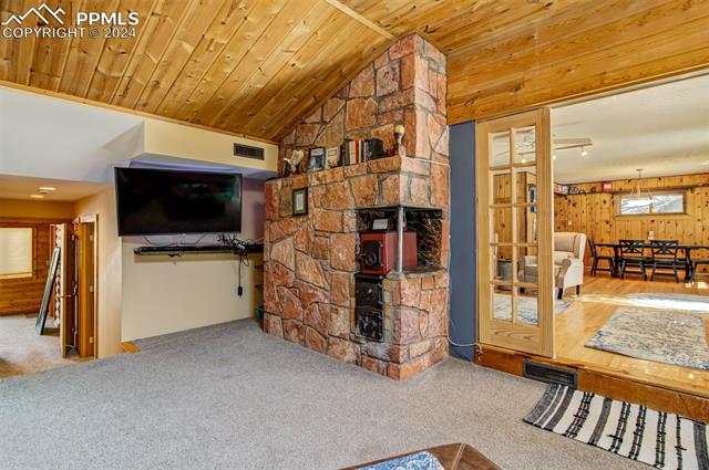 8660 Chipita Park Road