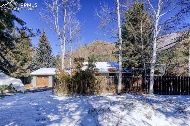 8660 Chipita Park Road