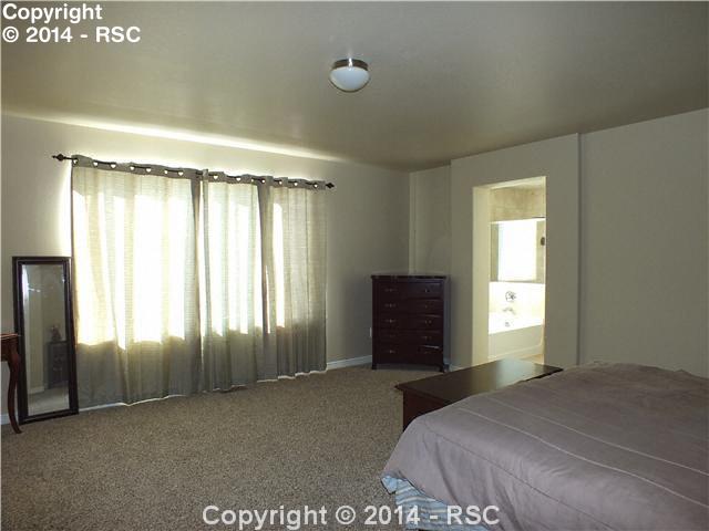 2247 blue fescue Court