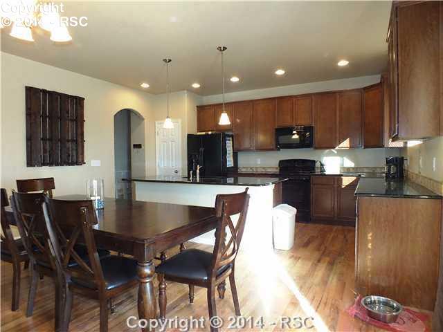 2247 blue fescue Court