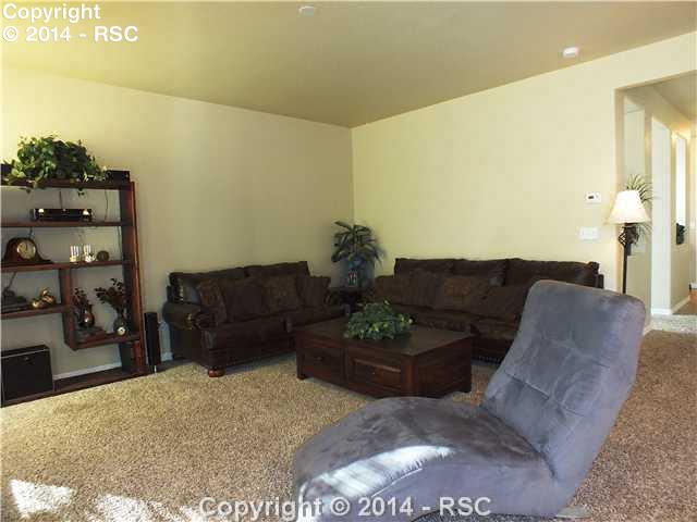 2247 blue fescue Court