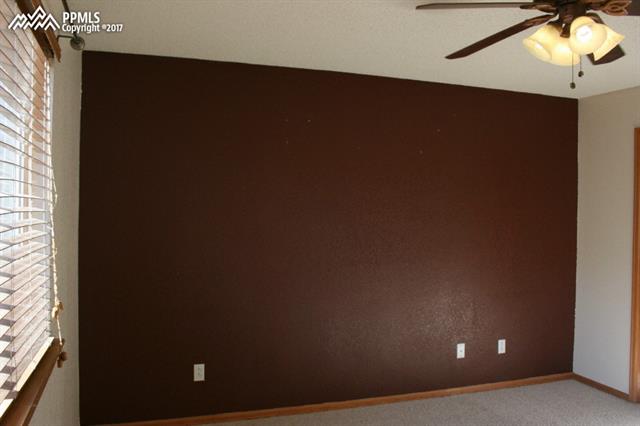 5027 HORSE CARRIAGE Road