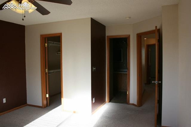 5027 HORSE CARRIAGE Road