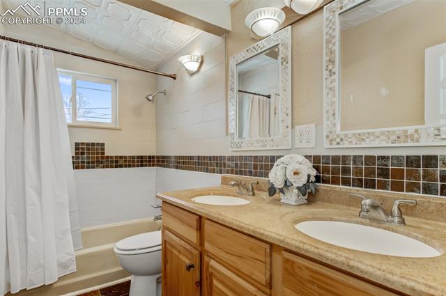 103 Dartmouth Street