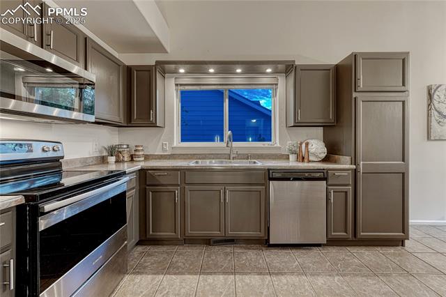 1465 Owl Ridge Drive