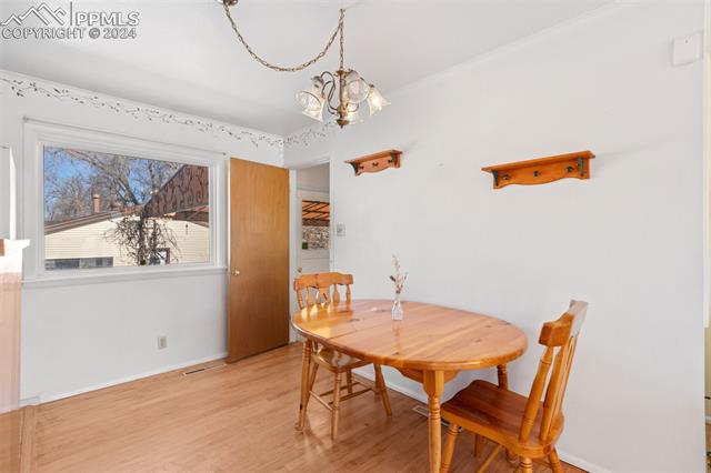 2652 E San Miguel Street