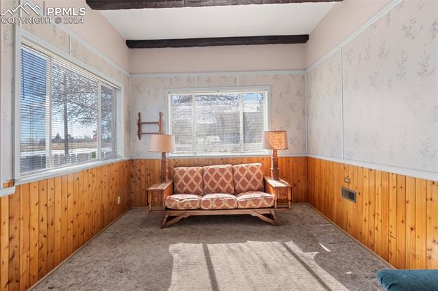 2652 E San Miguel Street