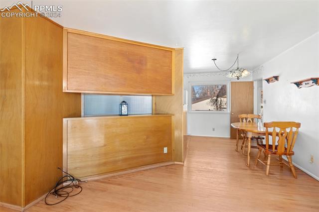 2652 E San Miguel Street