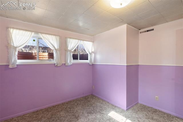 2652 E San Miguel Street