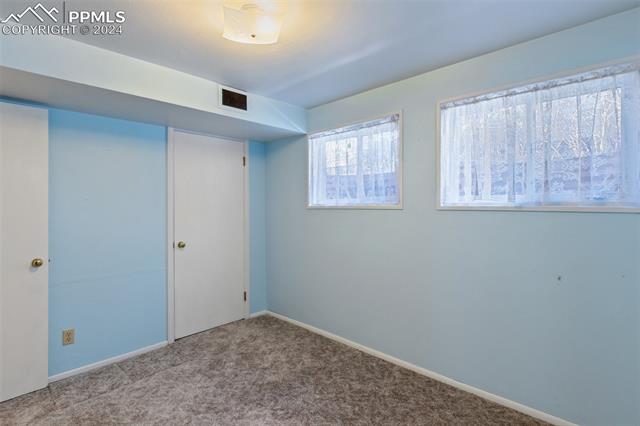 2652 E San Miguel Street