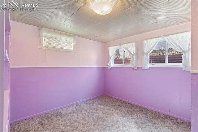 2652 E San Miguel Street