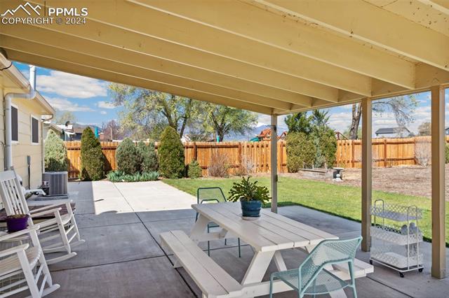 465 Avenida Del Cielo Avenue