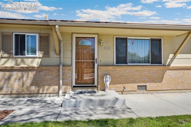 465 Avenida Del Cielo Avenue