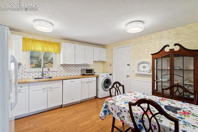 465 Avenida Del Cielo Avenue