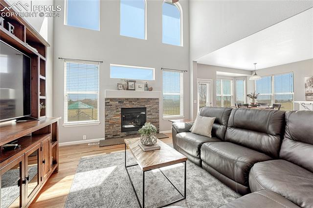 12444 Pine Valley Circle