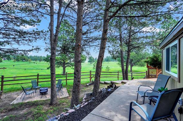 405 St Moritz Way