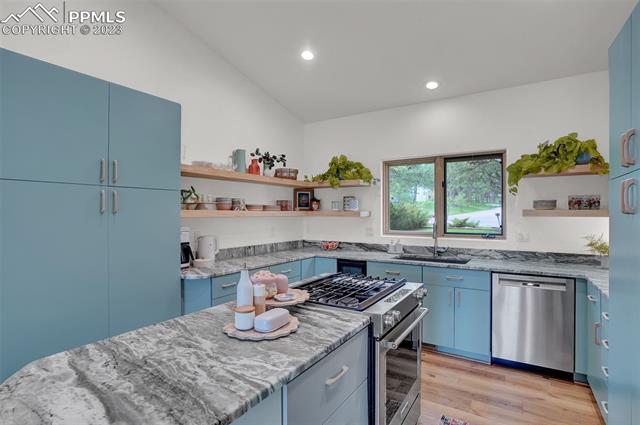 405 St Moritz Way