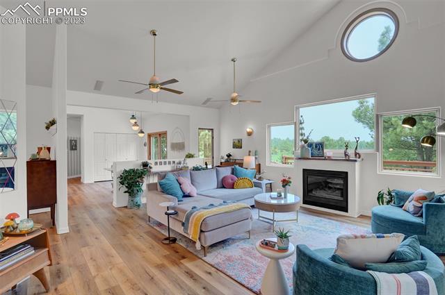 405 St Moritz Way