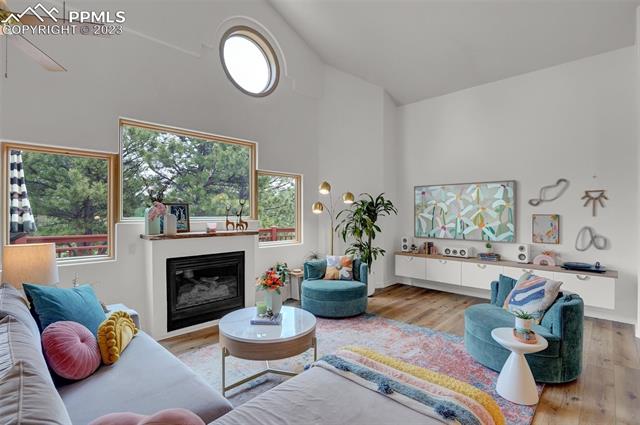 405 St Moritz Way