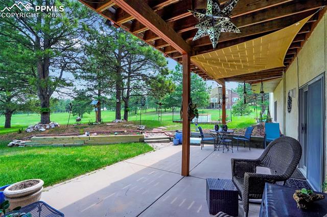 405 St Moritz Way