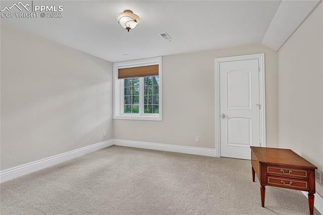 15928 Huckleberry Heights
