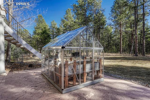 15928 Huckleberry Heights