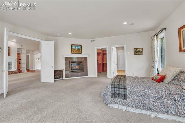 15928 Huckleberry Heights