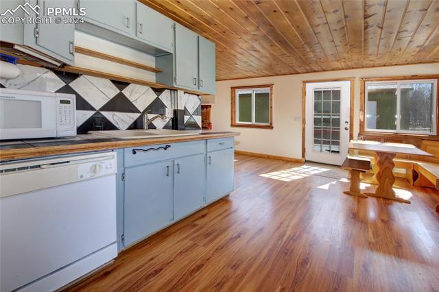 215 Will Scarlet Drive