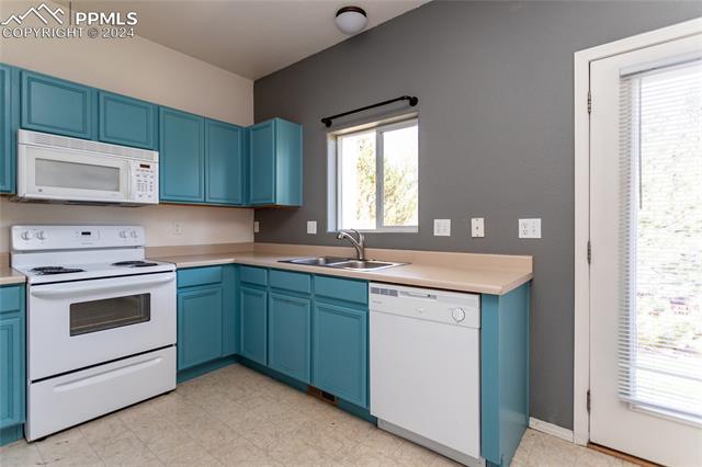 10531 Country Park Point