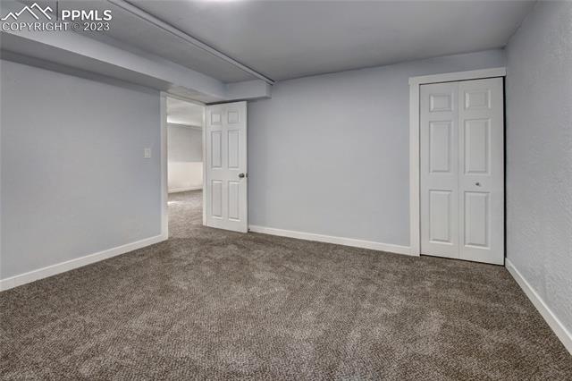 1211 Moffat Circle