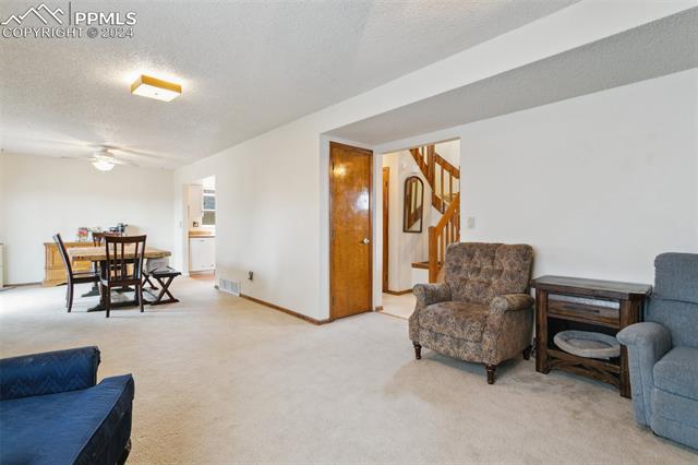 8565 Contrails Drive