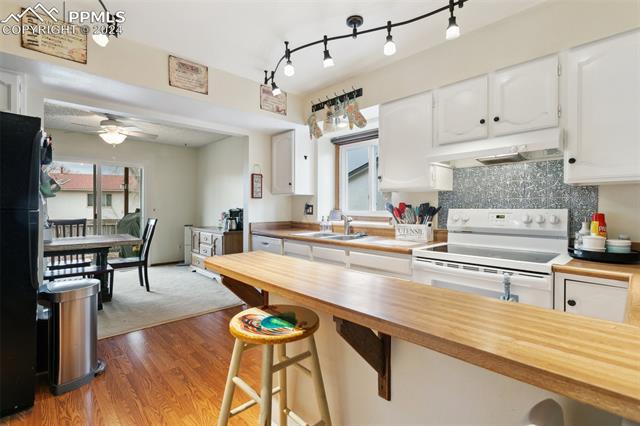 8565 Contrails Drive