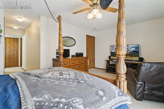 8565 Contrails Drive