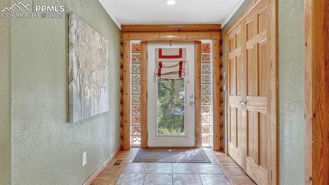 6005 Canyon Springs Place