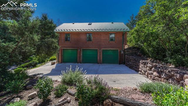 6005 Canyon Springs Place