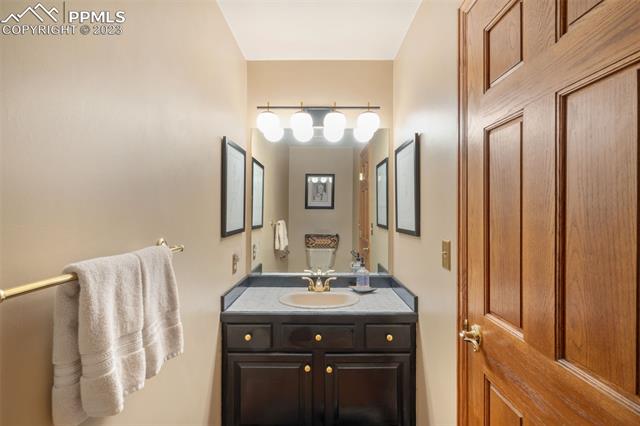 1675 Oakwood Drive