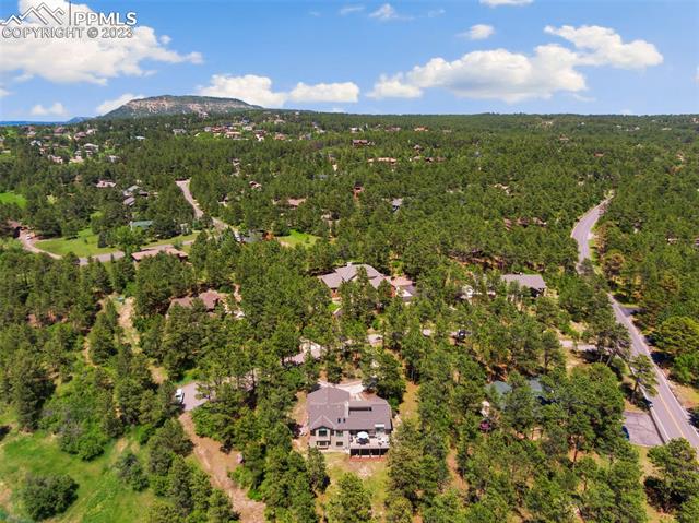 1675 Oakwood Drive