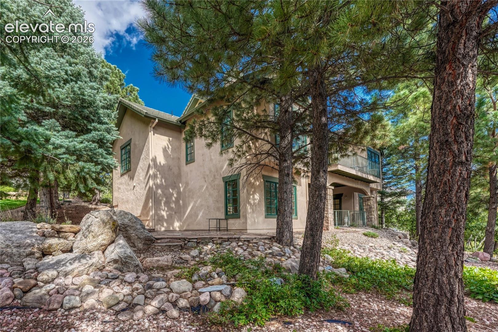 828 Mont Blanc View