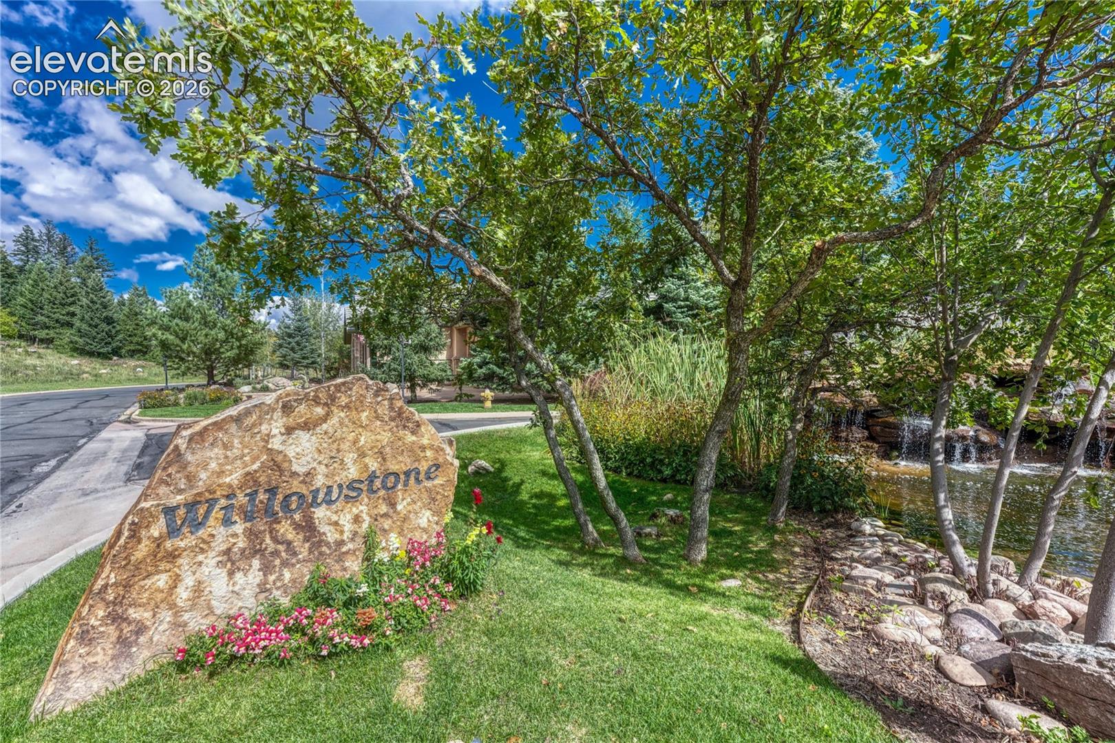 828 Mont Blanc View