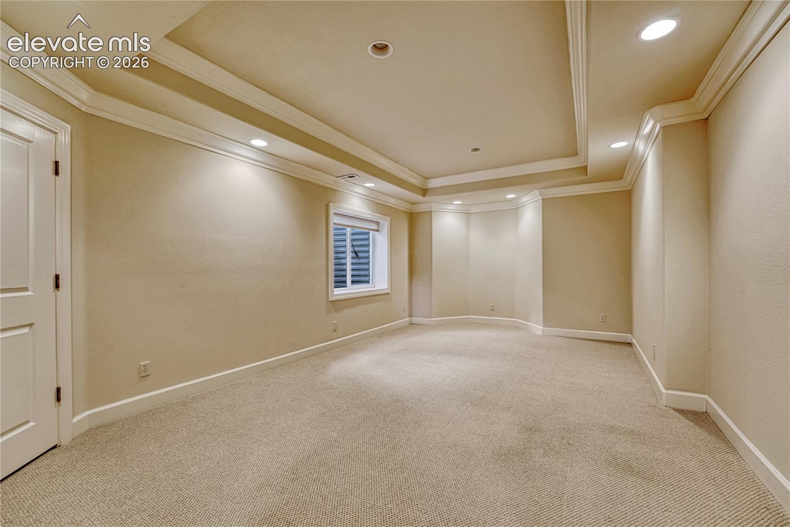 828 Mont Blanc View