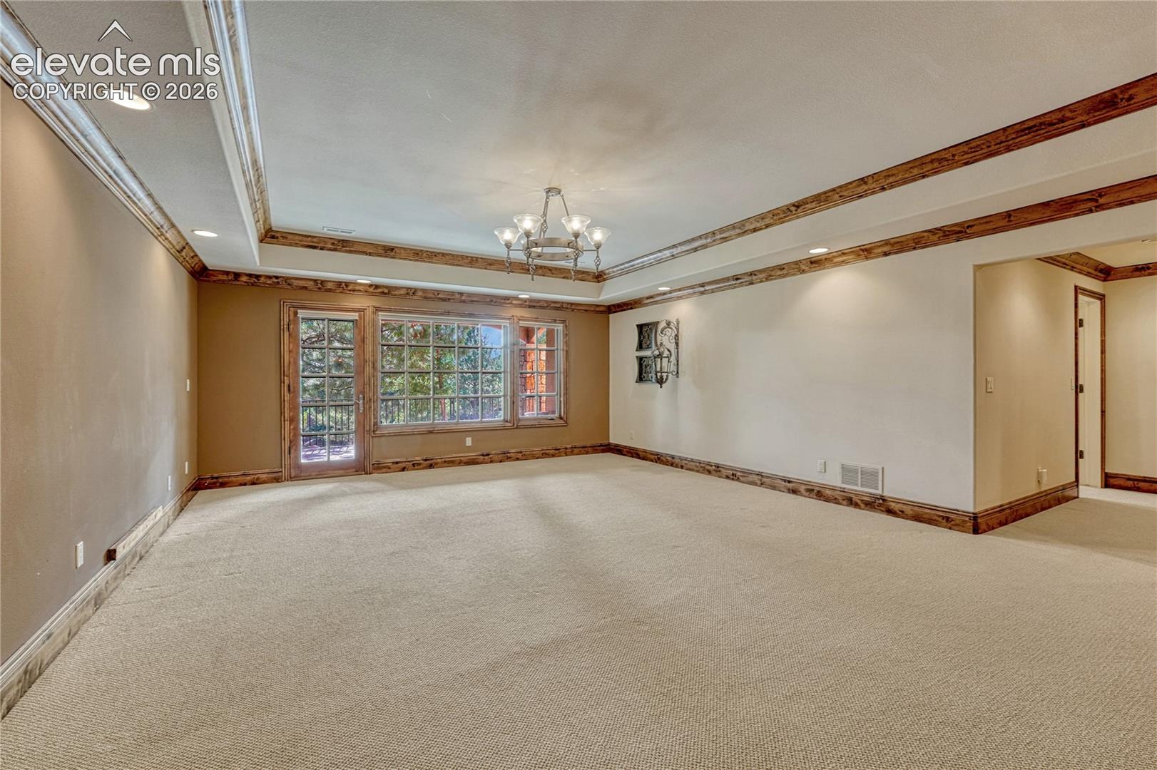 828 Mont Blanc View