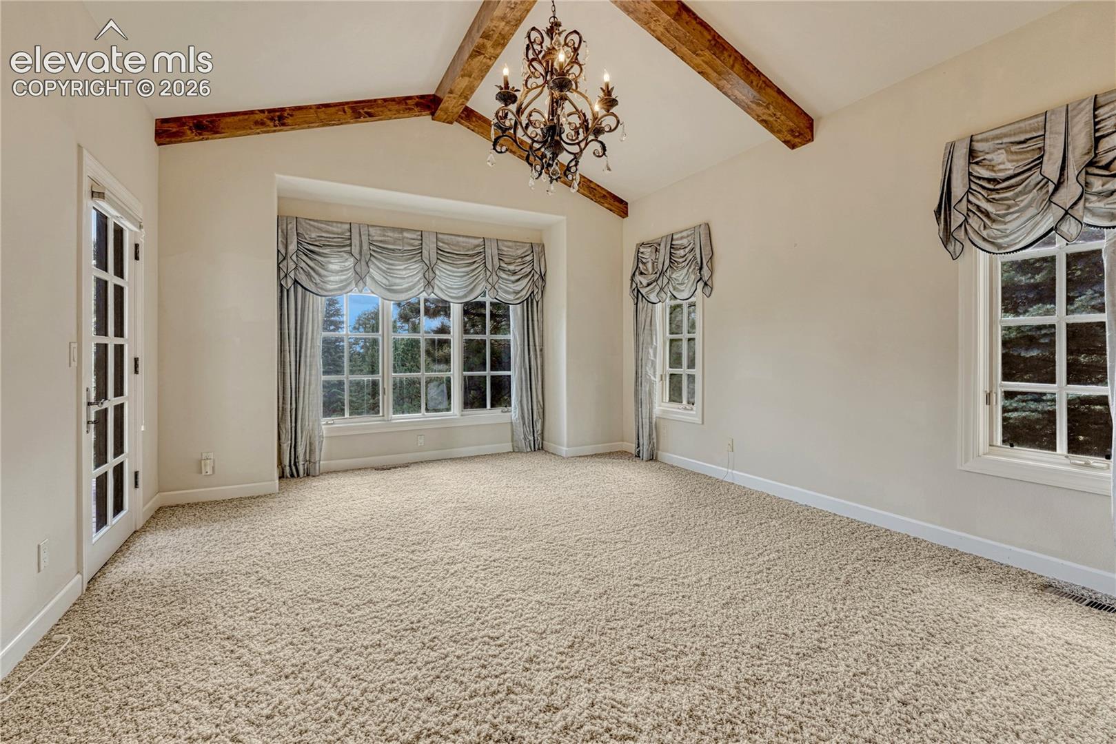 828 Mont Blanc View