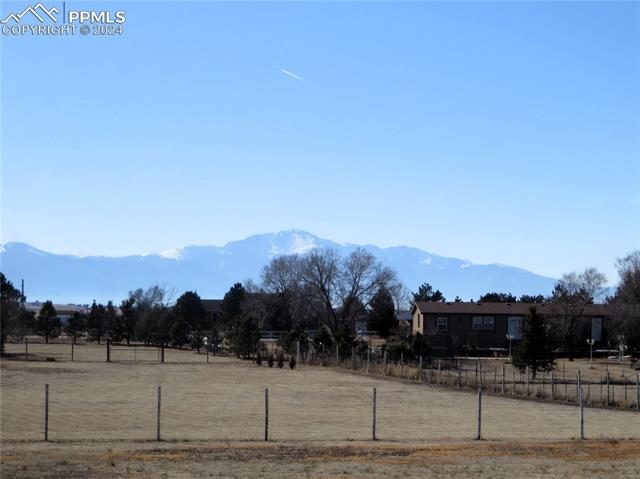 17225 Honeydew Court