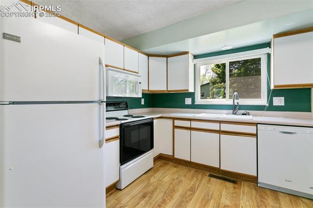 4605 Whimsical Drive